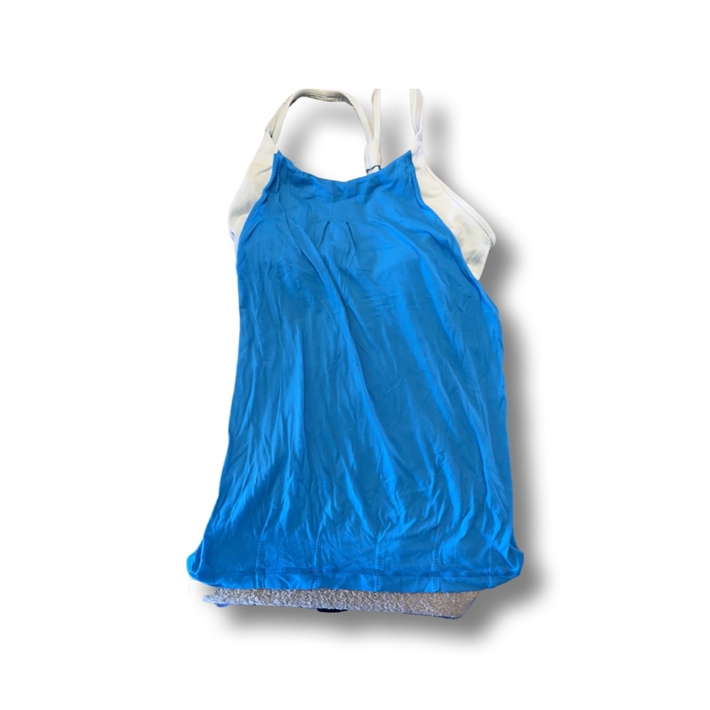 Lulumone Athletica top